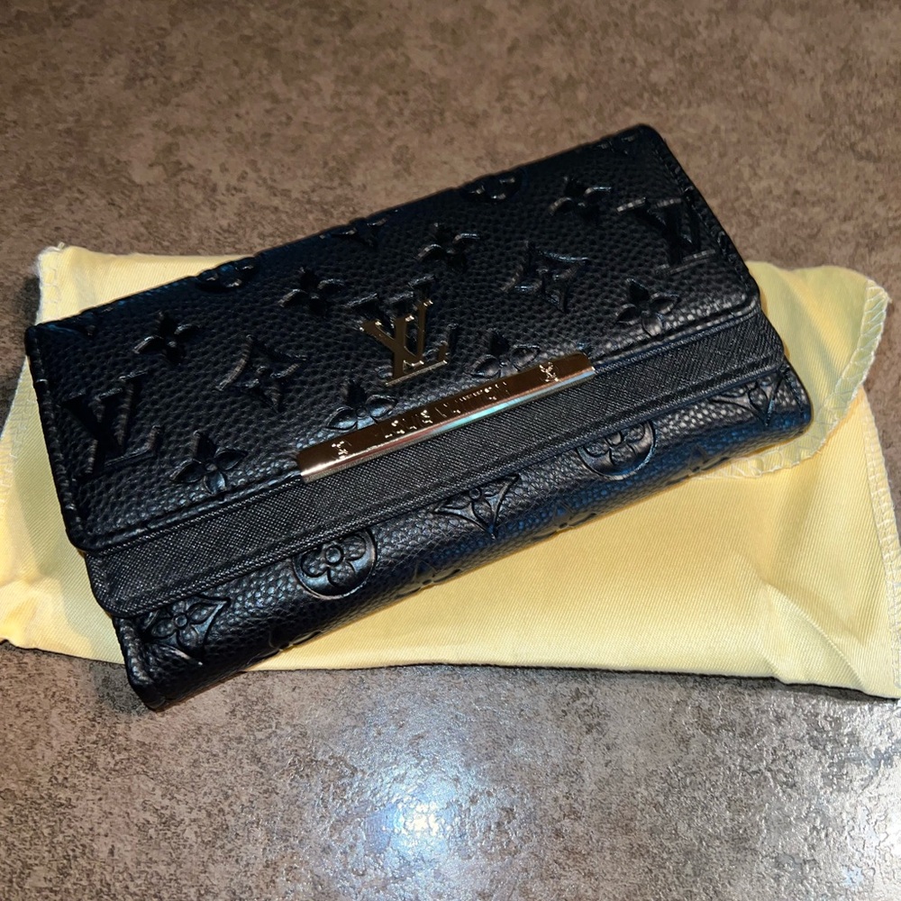 New wallet